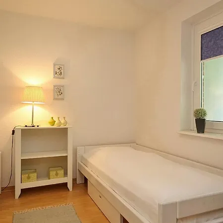 Urlauberdorf Haus 48c Nyaraló *